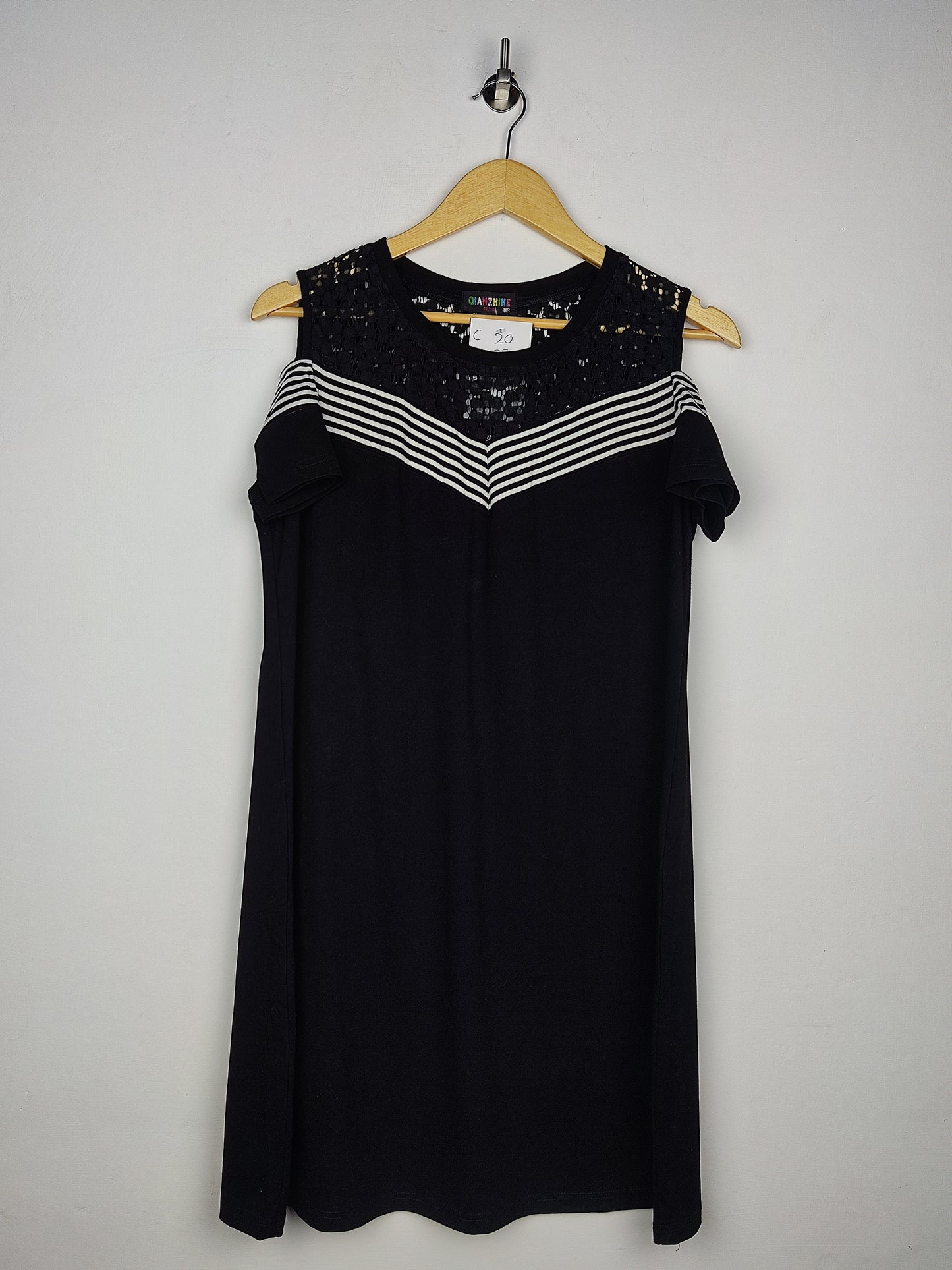 Women Winter Tops with Affordable Preloved Fashion