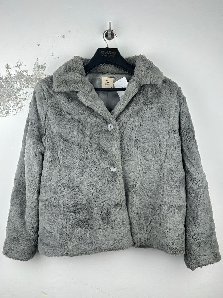 Women Winter Fur Coats With Affordable Preloved Fashion