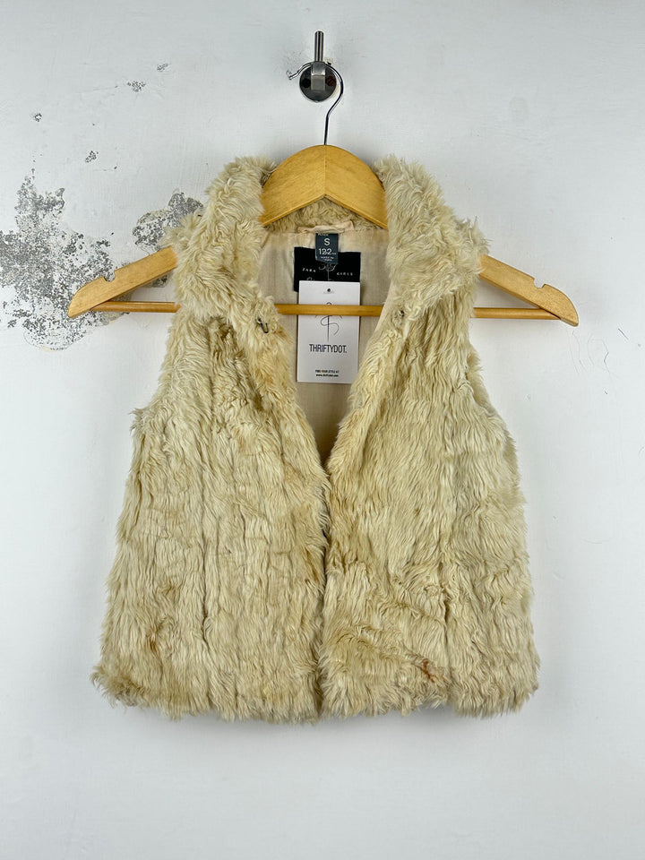 Women Winter Fur Coats With Affordable Preloved Fashion