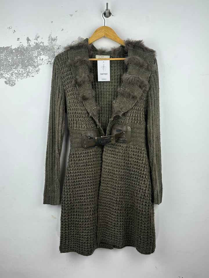 Women Winter Shrugs With Affordable Preloved Fashion