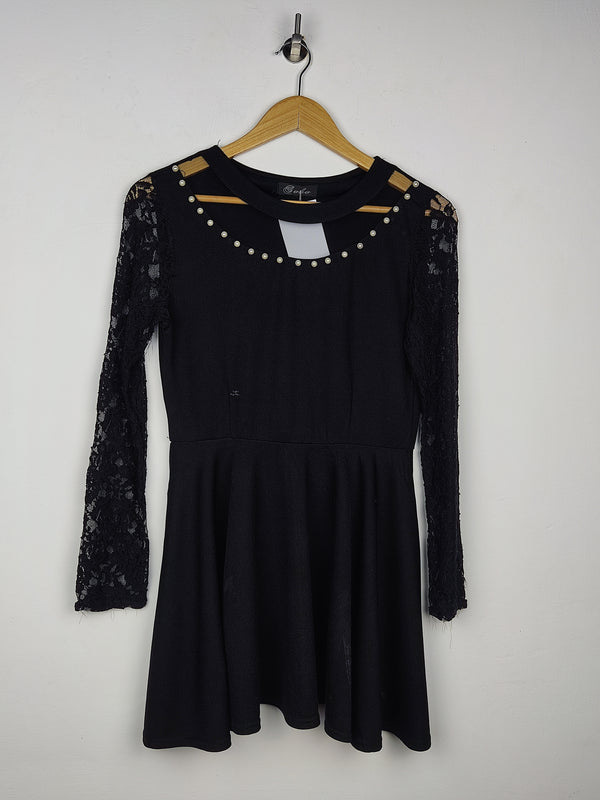 Women Winter Tops with Affordable Preloved Fashion