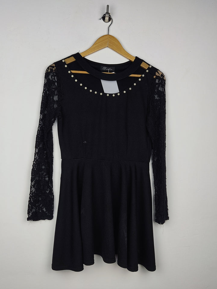 Women Winter Tops with Affordable Preloved Fashion
