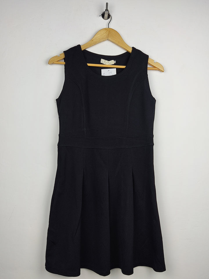Women Winter Tops with Affordable Preloved Fashion