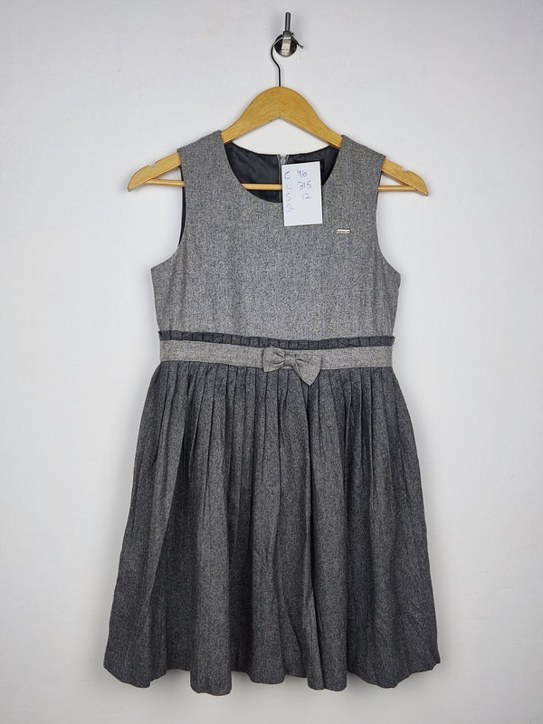 Women Winter Tops with Affordable Preloved Fashion