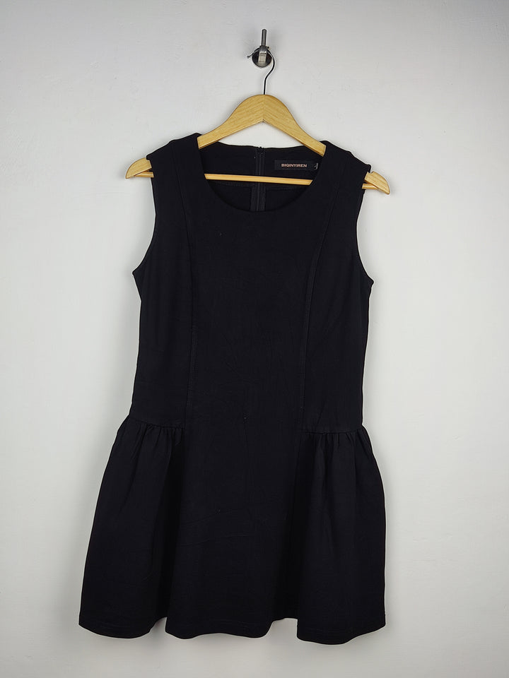 Women Winter Tops with Affordable Preloved Fashion
