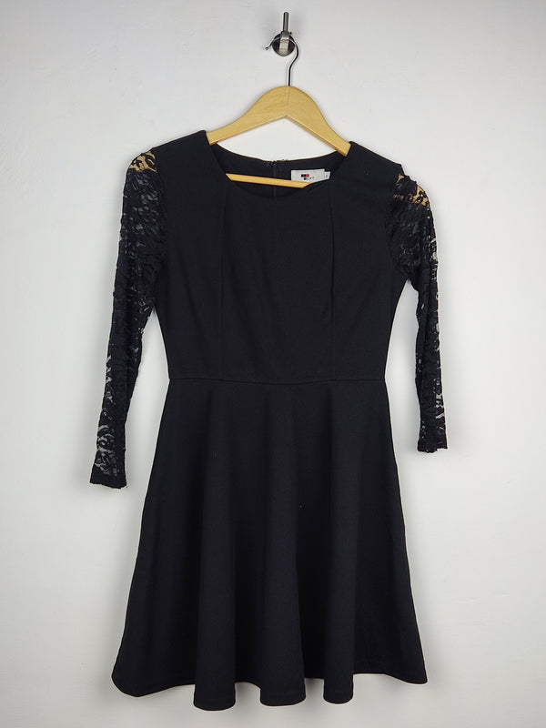 Women Winter Tops with Affordable Preloved Fashion