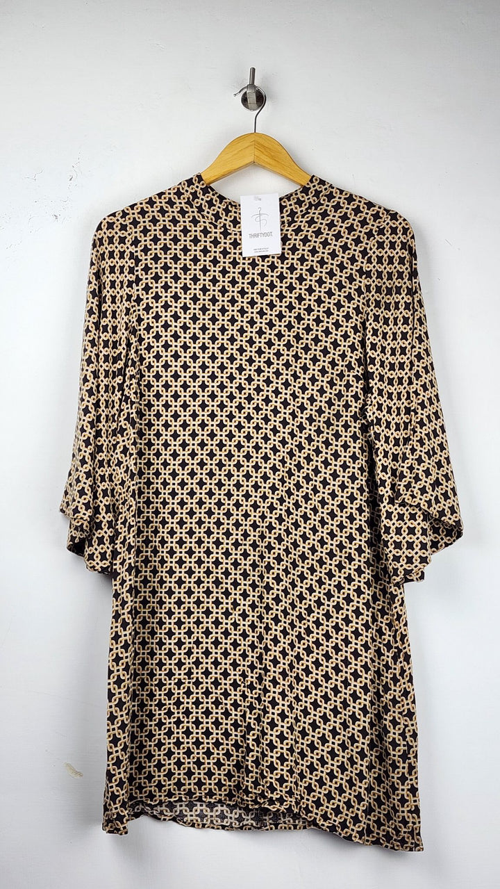 Women Winter Tops with Affordable Preloved Fashion