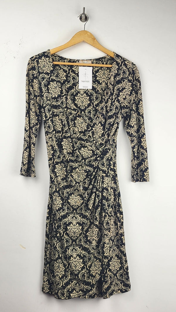 Women Winter Tops with Affordable Preloved Fashion